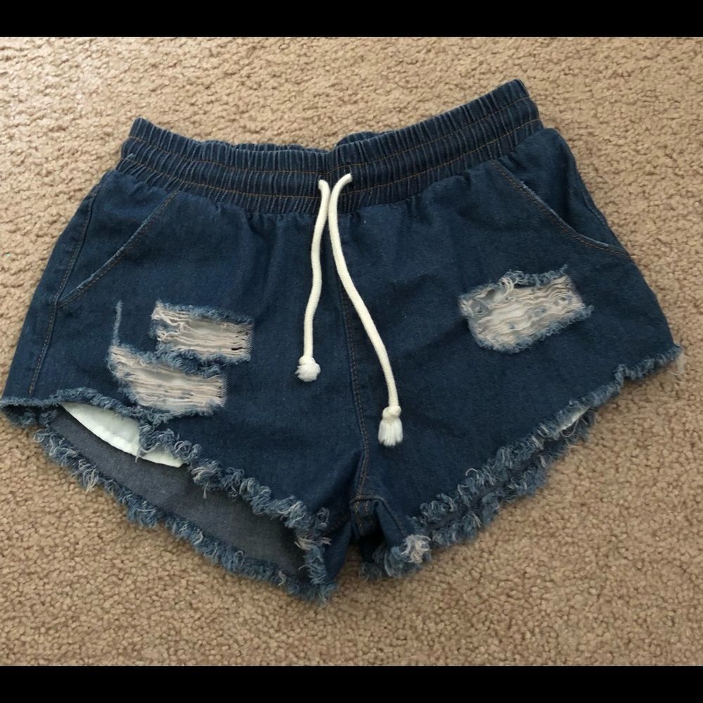 Hayden Los Angeles distressed shorts